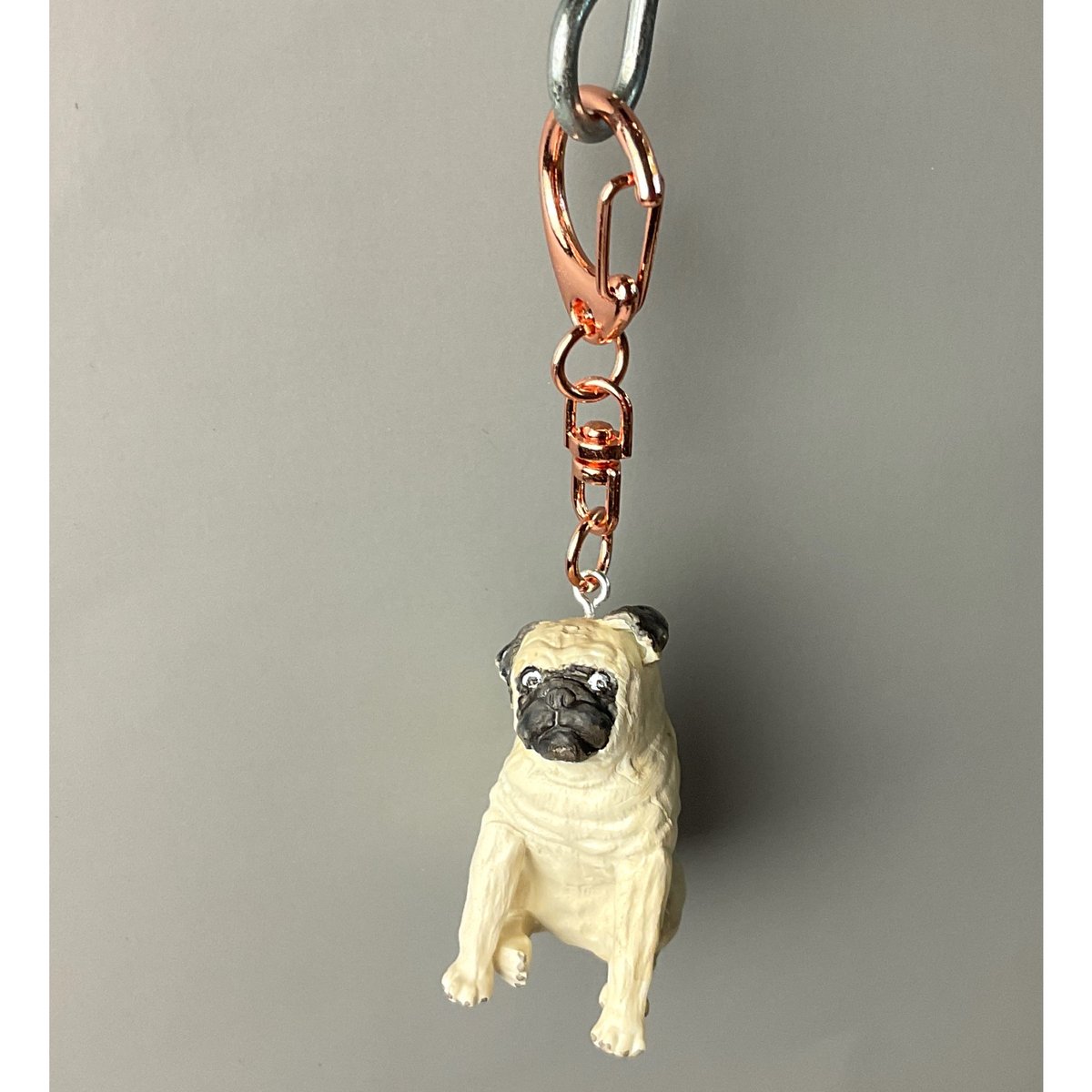 パグ　アクリルキーホルダー　犬　犬雑貨　動物 タピオカ　パグキーホルダー パグ アクリルキーホルダー 犬 犬雑貨 動物 タピオカ パグキーホルダー