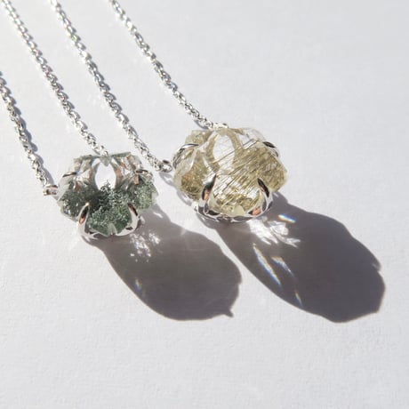 ルチルクォーツ 10mm さくらシェイプカット necklace