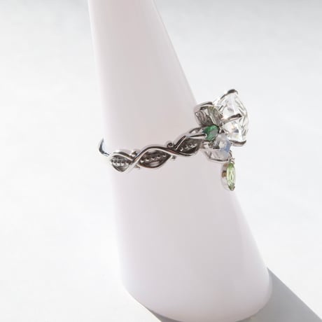 【Ring】　白水晶　8mm　カメリアカット　＃12