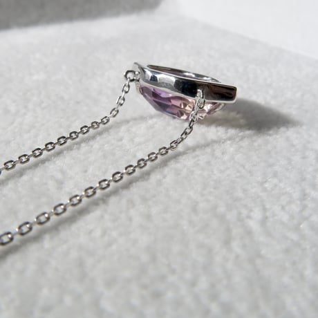 【necklace】　アメトリン　リップ型　甲州貴石切子