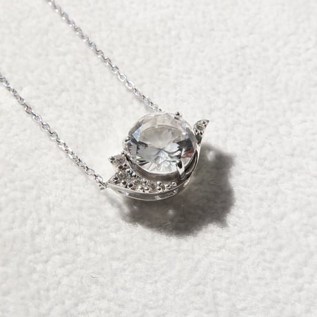 【necklace】　白水晶 8mm さくらインカット