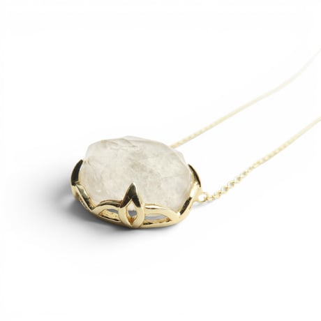 【necklace】　ホワイトガーデンクォーツ　かんなカット