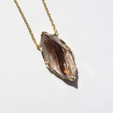 【necklace】　レッドルチルクォーツ　かんなカット