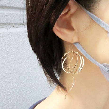 Flowing lines（P-137）pierced earrings
