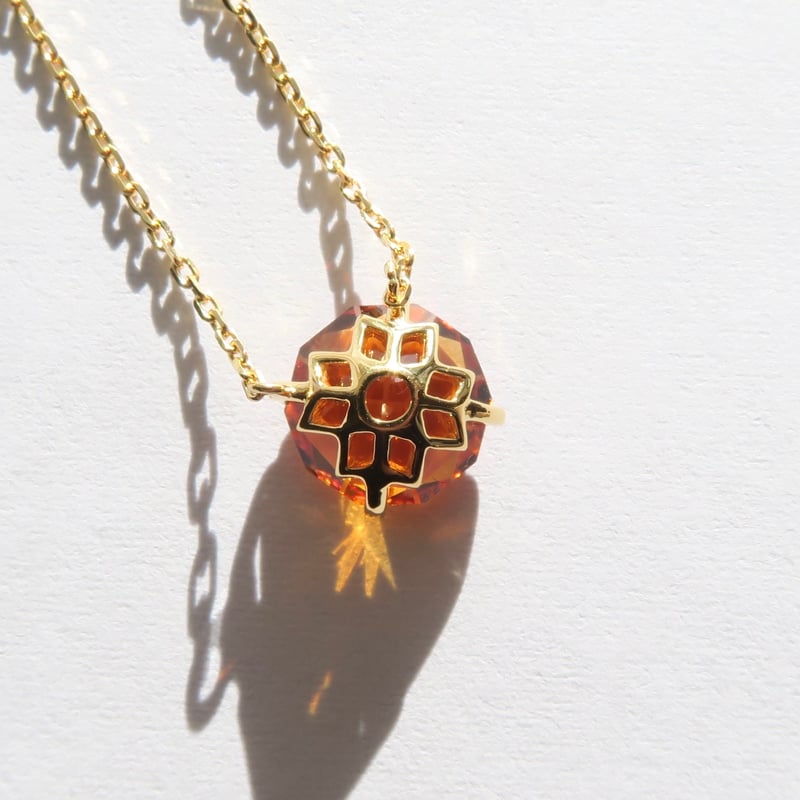 スーパーエクストラシトリン 8mm 10角ダンデライオンカット necklace