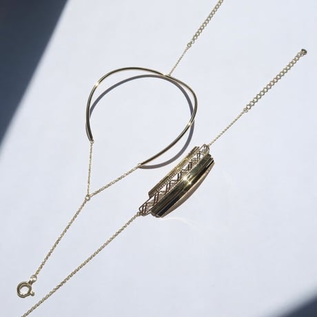 Flowing lines（B-141）Bracelet