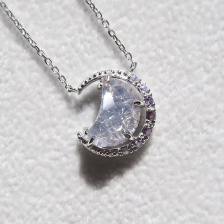 スコロライト 月型 甲州貴石切子 necklace