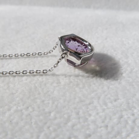 【necklace】　アメトリン　リップ型　甲州貴石切子