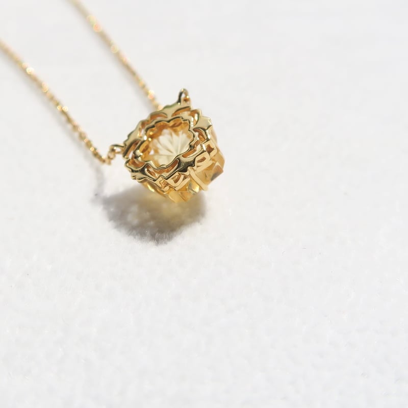 シトリン 桜型 甲州貴石切子 necklace | FREESIA シトリン 桜型 甲州貴石切子 necklace | FREESIA