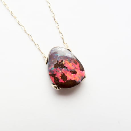 【necklace】　ボルダーオパール