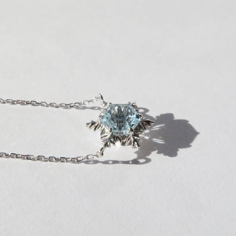 スイスブルートパーズ 6mm ゆきんこカット necklace