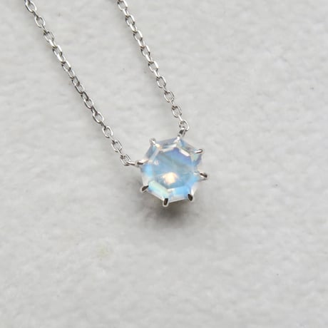【necklace】　アンデシンラブラドライト　6mm　アトリアカット