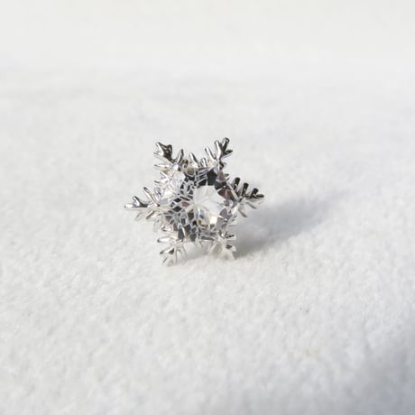 【pierced】　白水晶　6mm　ゆきんこカット　片耳