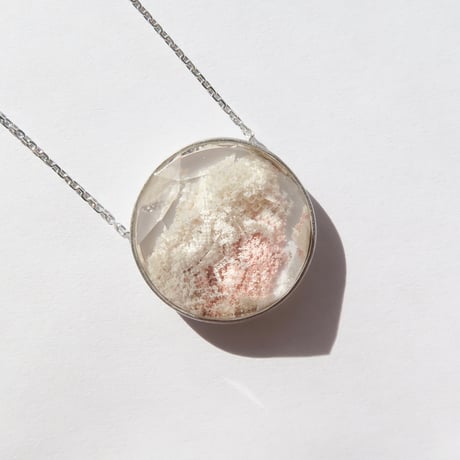 ホワイトガーデンクォーツ 19mmRD かんなカット　necklace