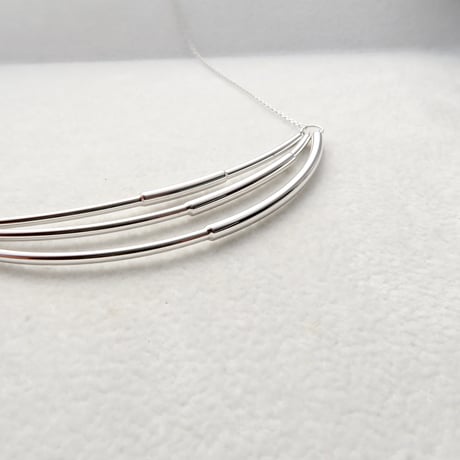 【necklace】　3連ドレープ
