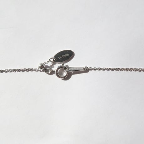 ホワイトガーデンクォーツ パイライトイン 17mmRD かんなカット necklace