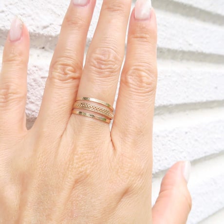 Flowing lines（R-145）Ring