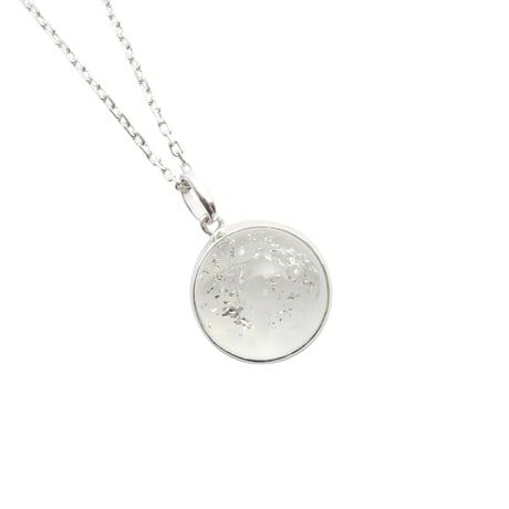 【necklace】　硝子の宝石 snow dome