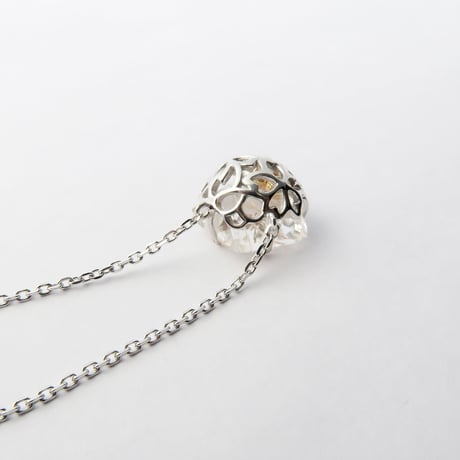 【necklace】　ルチルクォーツ 10mm ぺたんこさくらシェイプ