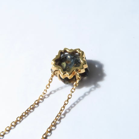 【necklace】　ピーターサイト 10mm ぺたんこさくらシェイプ