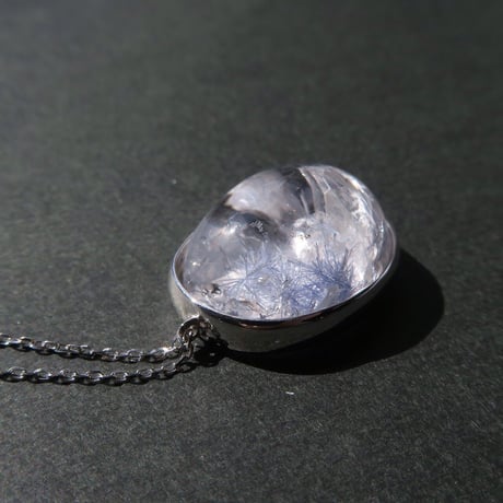 デュモルチェライト+クォーツインクォーツ　necklace