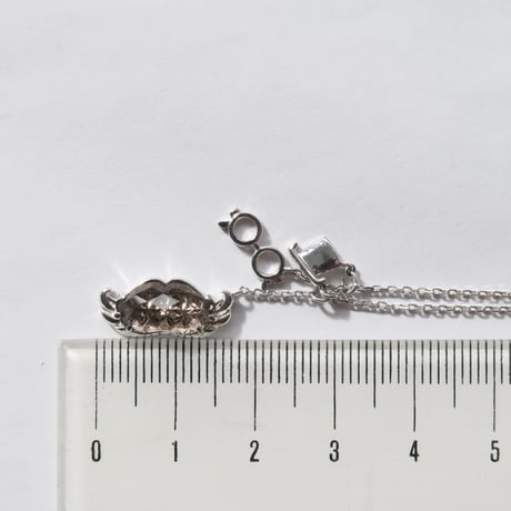 【necklace】　スモーキークォーツ　ヒゲ型　甲州貴石切子