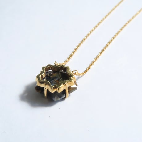 【necklace】　ピーターサイト 10mm ぺたんこさくらシェイプ