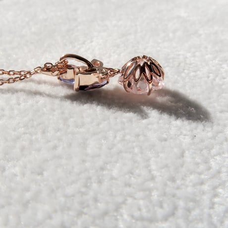 【necklace】　モルガナイト　7mm　さくらシェイプ