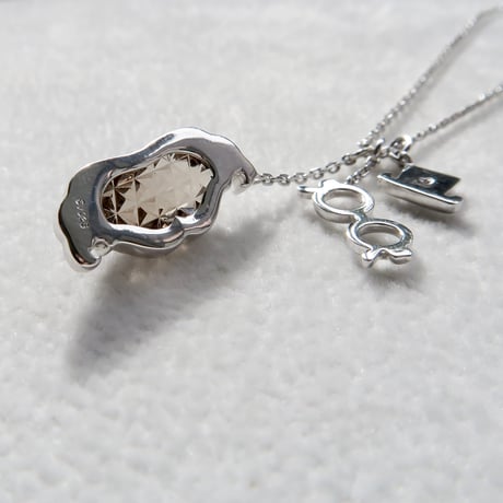 【necklace】　スモーキークォーツ　ヒゲ型　甲州貴石切子