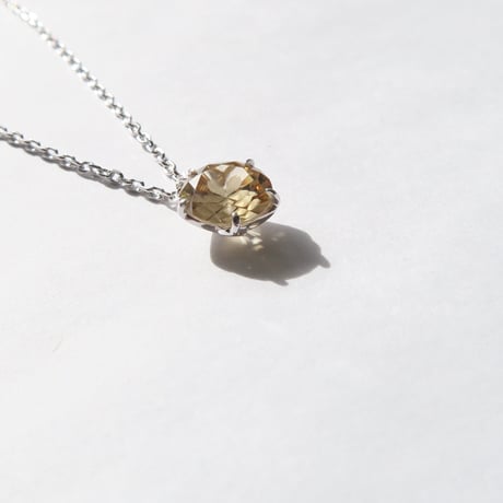 イエロージルコン 6mm さくらインカット necklace