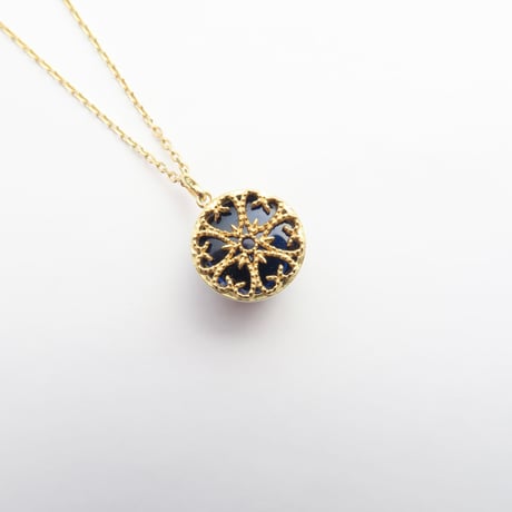 【necklace】　硝子の宝石 universe