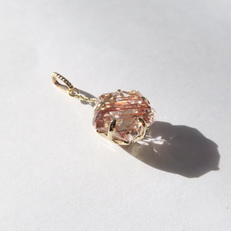 レッドルチル 10mm さくらシェイプ charm