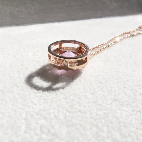 【necklace】　ローズアメジスト 8mm さくらインカット 0.18ct