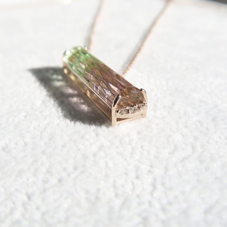 バイカラートルマリン 変則 甲州貴石切子 ネックレス