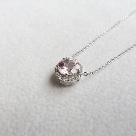【necklace】　モルガナイト　6mm　ダンデライオンカット