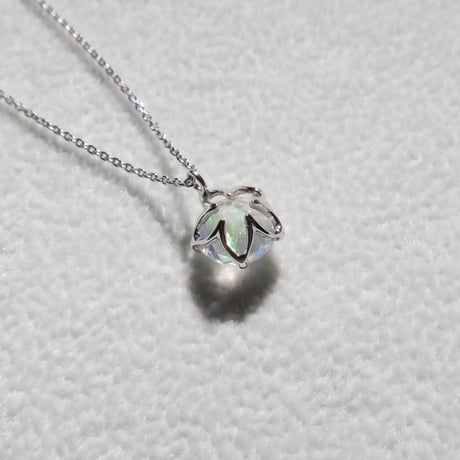 ウォーターオパール 7mm ダンデライオンカット necklace