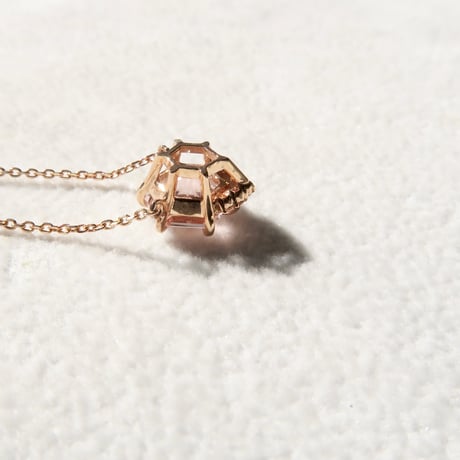 【necklace】　モルガナイト 6mm ゆきんこカット