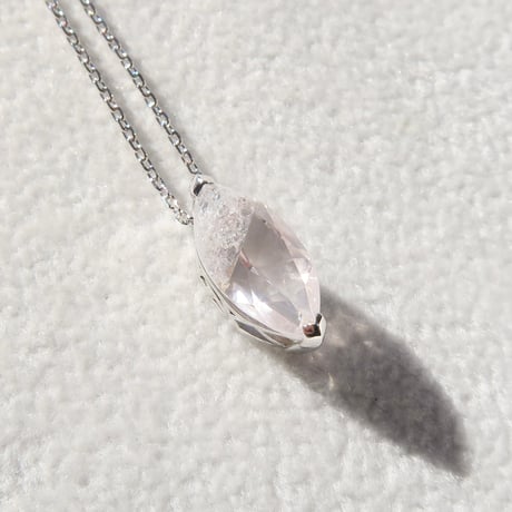 【necklace】　ローズクォーツ 12×6mm マーキス クラッシュクォーツ.