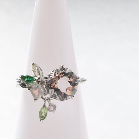 【Ring】　白水晶　8mm　カメリアカット　＃12