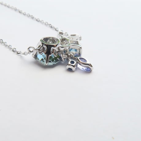 【necklace】　バイカラーゾイサイト　アトリアカット