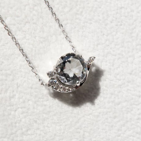 【necklace】　白水晶 8mm さくらインカット