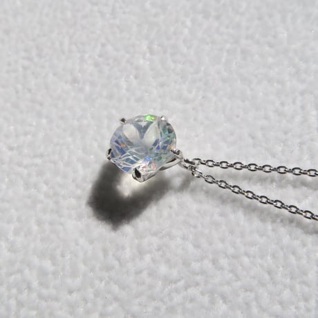 ウォーターオパール 7mm ダンデライオンカット necklace