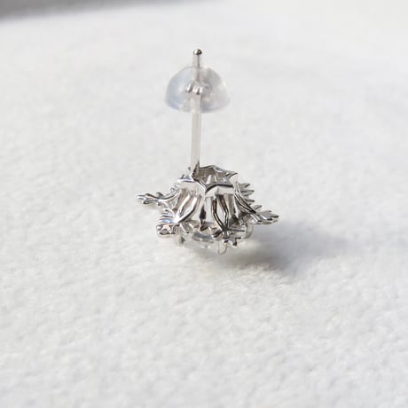 【pierced】　白水晶　6mm　ゆきんこカット　片耳