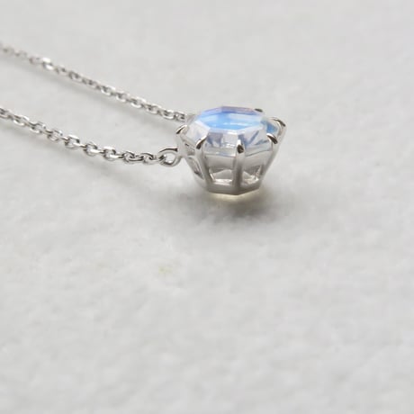 【necklace】　アンデシンラブラドライト　6mm　アトリアカット