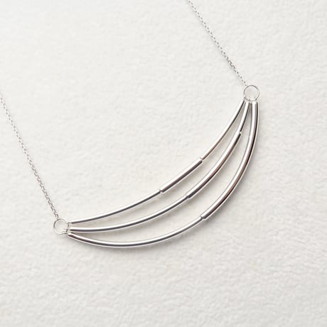 【necklace】　3連ドレープ