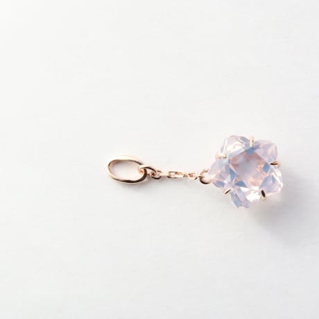 ミルキーアメジスト 7mm さくらシェイプ charm