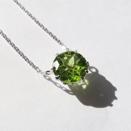 ペリドット 8mm ダンデライオンカット necklace