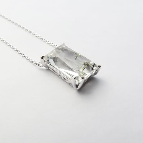 【necklace】　パイライトインクォーツ　かんなカット