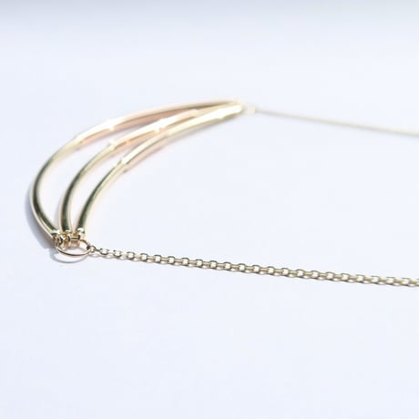 Flowing lines（N-140）Necklace