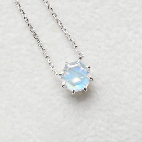 【necklace】　アンデシンラブラドライト　6mm　アトリアカット